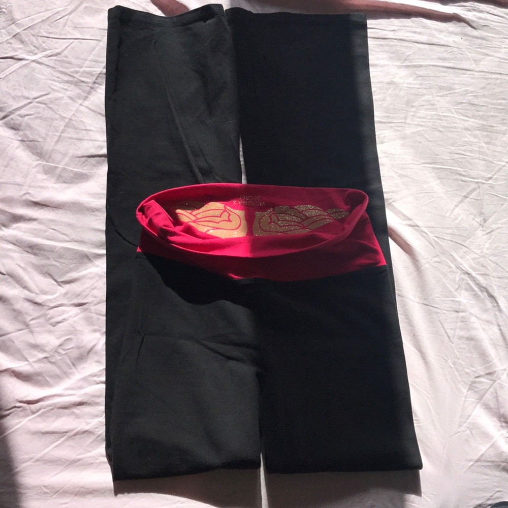 Victoria’s Secret Yoga Pants